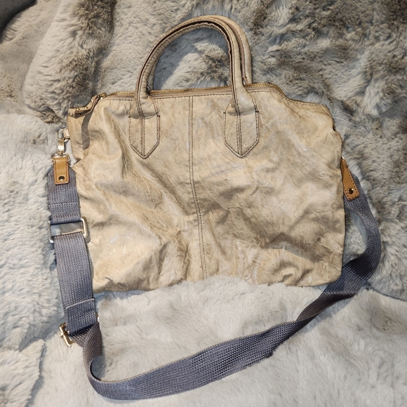 Gap distressed tote - Picture 1 of 5